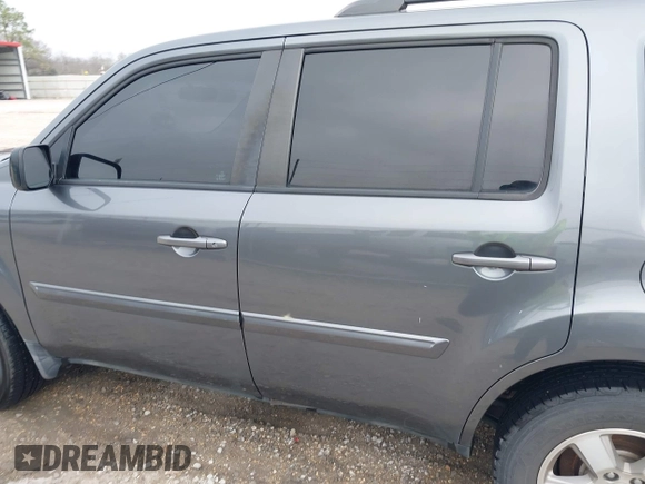 2010 Honda Pilot EX with VIN 5FNYF3H49AB008398, listed as a IAAI auction lot 41516911 with 43,835 mi miles and . Bid and sale history available at carsss.com. Image 14.