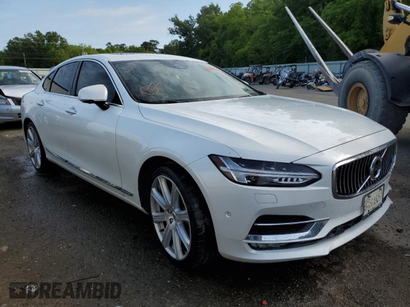 2017 Volvo S90 Inscription with VIN YV1A22ML0H1015015, listed as a Copart auction lot 49673973 with 70,257 mi miles. Bid and sale history available at carsss.com. Image 4.