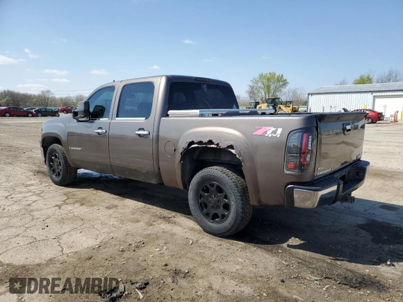 2008 GMC Sierra 1500 Work Truck z VIN 2GTEK133481289735, wystawiony jako Copart lot #52970185 z przebiegiem 312 850 mil mil oraz Czysty tytuł • Clean title. Historia ofert i sprzedaży dostępna na DreamBid. Obrazek 2.