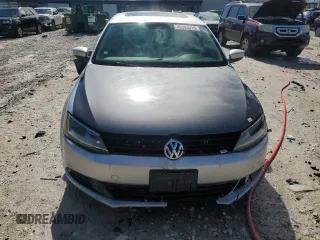 2013 Volkswagen Jetta TDI w/Premium with VIN 3VWLL7AJ9DM257467, listed as a Copart auction lot 49303315 with 168,001 mi miles and Clean title. Bid and sale history available at DreamBid. Image 5.