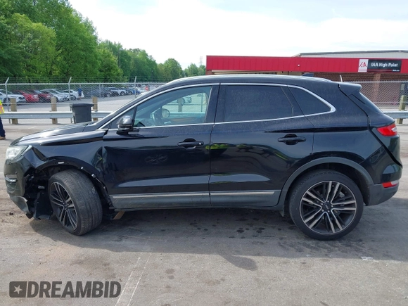 2017 Lincoln MKC Reserve with VIN 5LMTJ3DH9HUL21768, listed as a IAAI auction lot 42081970 with 84,798 mi miles and . Bid and sale history available at DreamBid. Image 14.