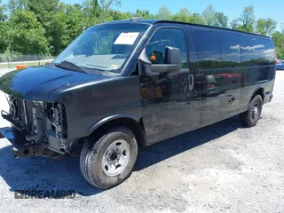 2018 Chevrolet Express Passenger LT with VIN 1GAZGPFG2J1320909, listed as a IAAI auction lot 42332001 with 89,732 mi miles and . Bid and sale history available at DreamBid. Image 21.