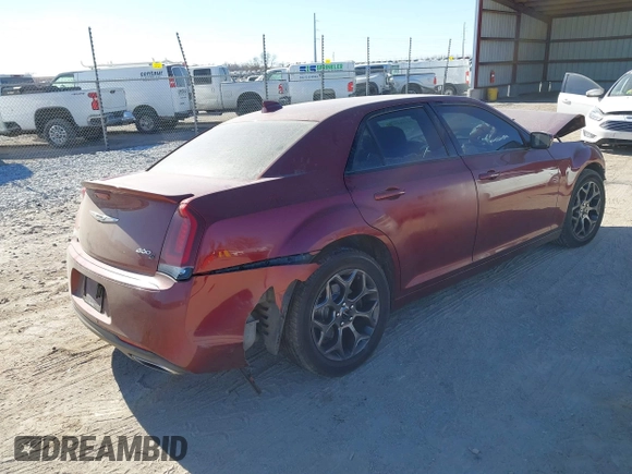 2018 Chrysler 300 with VIN 2C3CCAGG0JH269100, listed as a IAAI auction lot 41448431 with 91,034 mi miles. Bid and sale history available at carsss.com. Image 4.