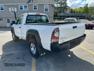 2010 Toyota Tacoma z VIN 5TEPX4EN6AZ695401, wystawiony jako Copart lot #56636935 z przebiegiem 178 262 mil mil oraz Czysty tytuł • Clean title. Historia ofert i sprzedaży dostępna na DreamBid. Obrazek 2.