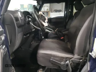 2013 Jeep Wrangler Unlimited Sport z VIN 1C4BJWDG5DL529707, wystawiony jako Copart lot #48436325 z przebiegiem 142 661 mil mil oraz Szkoda całkowita • Salvage title. Historia ofert i sprzedaży dostępna na DreamBid. Obrazek 7.