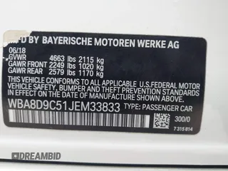 2018 BMW 3 Series 330i xDrive z VIN WBA8D9C51JEM33833, wystawiony jako IAAI lot #41565351 z przebiegiem 31 729 mil mil oraz . Historia ofert i sprzedaży dostępna na DreamBid. Obrazek 9.