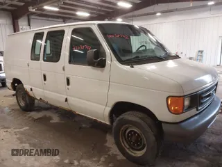 2007 Ford Econoline Cargo Commercial with VIN 1FTNE14W87DA89461, listed as a IAAI auction lot 42038742 with 75,738 mi miles and . Bid and sale history available at DreamBid. Image 1.