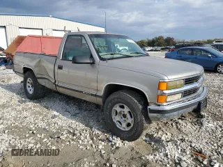 1998 Chevrolet Silverado 1500 with VIN 1GCEK14R9WZ155388, listed as a Copart auction lot 77624754 with 206,464 mi miles and Salvage Title. Bid and sale history available at DreamBid. Image 4.