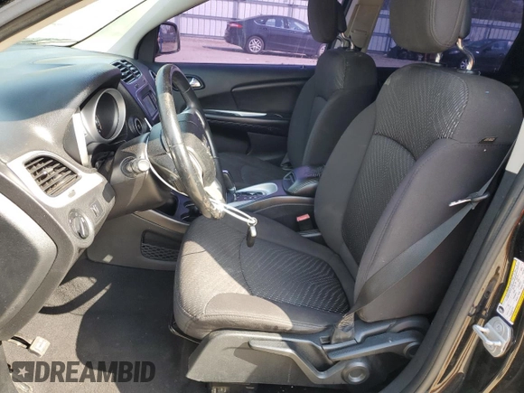 2014 Dodge Journey SE with VIN 3C4PDCABXET237156, listed as a Copart auction lot 50178125 with 137,292 mi miles and Salvage Title. Bid and sale history available at DreamBid. Image 7.