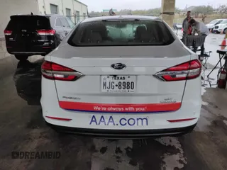 2019 Ford Fusion SE with VIN 3FA6P0LU2KR269176, listed as a IAAI auction lot 42226545 with 95,162 mi miles. Bid and sale history available at carsss.com. Image 1.