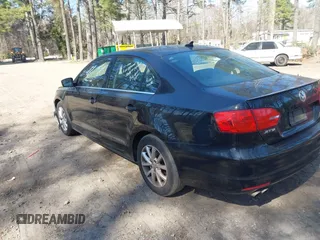 2013 Volkswagen Jetta SE with VIN 3VWDX7AJ5DM375119, listed as a IAAI auction lot 41779752 with 149,943 mi miles and . Bid and sale history available at DreamBid. Image 3.
