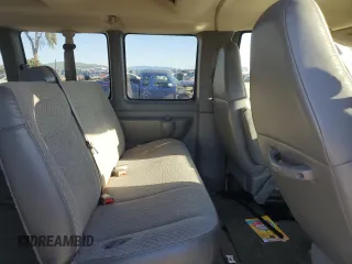 2007 Chevrolet Express Passenger z VIN 1GAHG39U471121312, wystawiony jako Copart lot #47570155 z przebiegiem 139 078 mil mil oraz Szkoda całkowita • Salvage title. Historia ofert i sprzedaży dostępna na DreamBid. Obrazek 11.