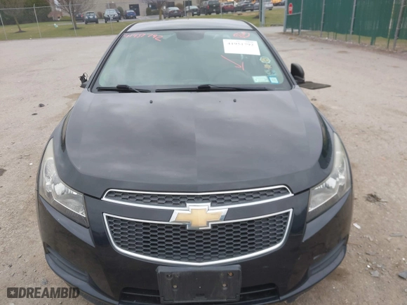 2013 Chevrolet Cruze LS with VIN 1G1PA5SG4D7132641, listed as a IAAI auction lot 41951792 with 106,800 mi miles. Bid and sale history available at carsss.com. Image 12.