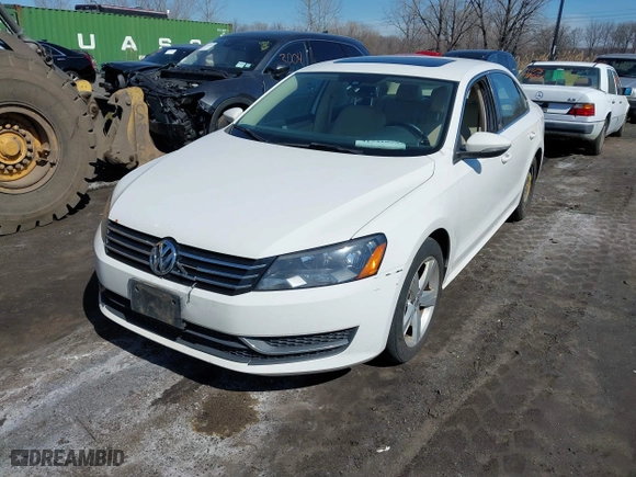 2012 Volkswagen Passat SE with VIN 1VWBP7A3XCC039314, listed as a IAAI auction lot 41741077 with 169,305 mi miles. Bid and sale history available at carsss.com. Image 2.
