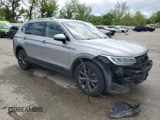 2022 Volkswagen Tiguan SE with VIN 3VV3B7AX0NM048051, listed as a Copart auction lot 55307995 with 36,849 mi miles and Salvage title. Bid and sale history available at DreamBid. Image 4.
