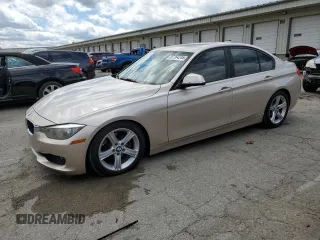 2013 BMW 3 Series 328i с VIN WBA3A5C54DF354201, выставлен на аукционе Copart как лот 57764245 с пробегом 142 275 миль миль и Списание • Salvage title. История ставок и продаж доступна на DreamBid. Изображение 1.