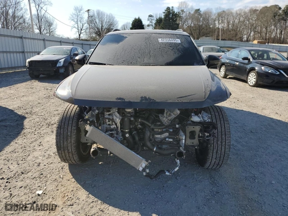 2024 Volkswagen Tiguan SE R-Line Black with VIN 3VVCB7AX0RM090094, listed as a Copart auction lot 42356495 with 2,604 mi miles and Salvage Title. Bid and sale history available at carsss.com. Image 5.