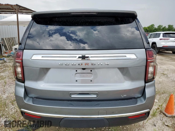 2023 Chevrolet Suburban LT with VIN 1GNSCCKD5PR308814, listed as a Copart auction lot 61955315 with 33,659 mi miles and Salvage title. Bid and sale history available at DreamBid. Image 6.