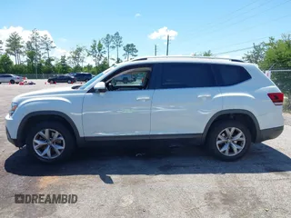 2018 Volkswagen Atlas S with VIN 1V2AP2CA4JC543978, listed as a IAAI auction lot 42567307 with 75,570 mi miles and . Bid and sale history available at DreamBid. Image 14.