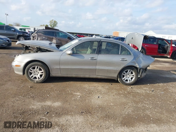 2006 Mercedes-Benz E-Class 3.5L with VIN WDBUF56J06A789538, listed as a IAAI auction lot 41123743 with 1 mi miles. Bid and sale history available at carsss.com. Image 14.
