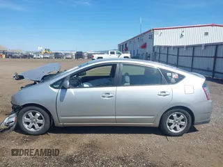 2004 Toyota Prius with VIN JTDKB22UX40071422, listed as a IAAI auction lot 42224668 with 168,422 mi miles and . Bid and sale history available at DreamBid. Image 13.