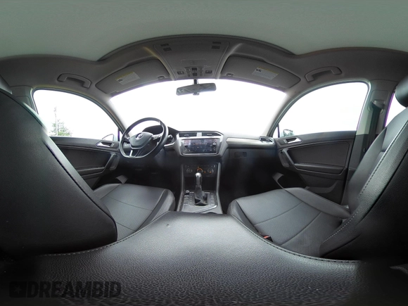 2019 Volkswagen Tiguan SE z VIN 3VV3B7AX7KM029525, wystawiony jako IAAI lot #42631715 z przebiegiem 148 174 mil mil oraz . Historia ofert i sprzedaży dostępna na DreamBid. Obrazek 18.