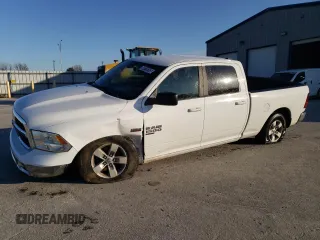 2020 Ram 1500 SLT z VIN 1C6RR7TT5LS101532, wystawiony jako Copart lot #43712145 z przebiegiem 133 889 mil mil oraz Czysty tytuł • Clean title. Historia ofert i sprzedaży dostępna na DreamBid. Obrazek 1.