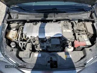 2016 Toyota Prius Four z VIN JTDKARFU6G3026793, wystawiony jako Copart lot #62321975 z przebiegiem 132 304 mil mil oraz Czysty tytuł • Clean title. Historia ofert i sprzedaży dostępna na DreamBid. Obrazek 11.