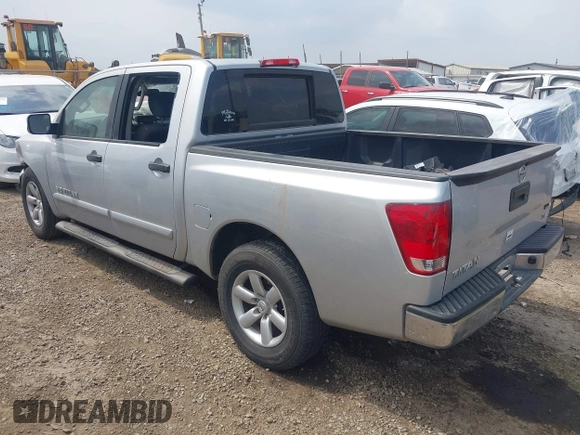 2013 Nissan Titan SV with VIN 1N6AA0EK2DN302357, listed as a IAAI auction lot 42161579 with 199,438 mi miles and . Bid and sale history available at DreamBid. Image 3.