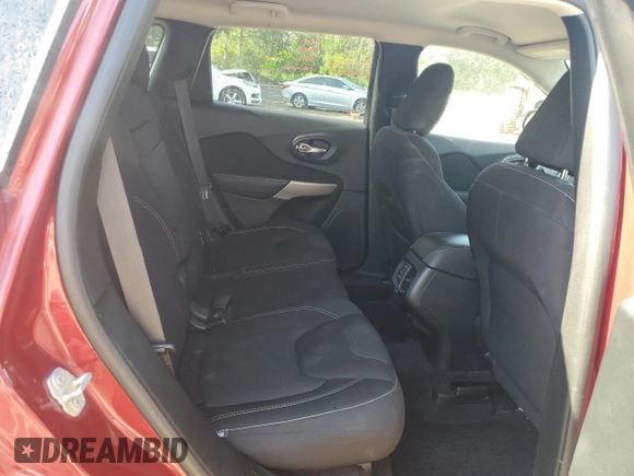2017 Jeep Cherokee Latitude с VIN 1C4PJMCS0HW627905, выставлен на аукционе Copart как лот 62195055 с пробегом 120 442 миль миль и Списание • Salvage title. История ставок и продаж доступна на DreamBid. Изображение 11.