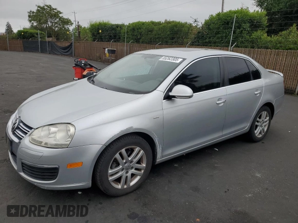 2007 Volkswagen Jetta Wolfsburg Edition с VIN 3VWEG71K87M068254, выставлен на аукционе Copart как лот 55262305 с пробегом 179 950 миль миль и Списание • Salvage title. История ставок и продаж доступна на DreamBid. Изображение 1.