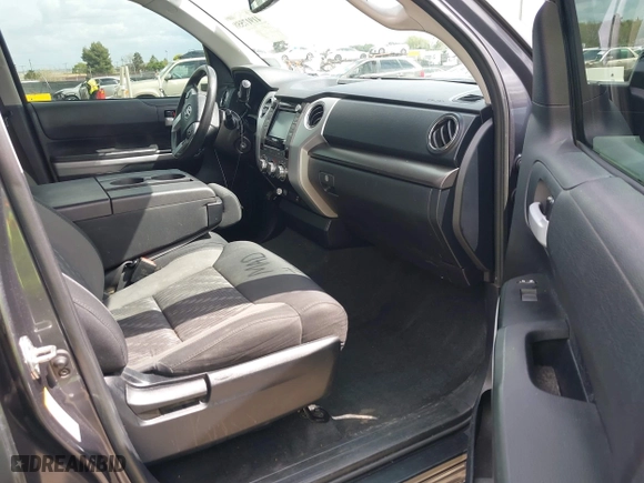 2019 Toyota Tundra 2WD SR5 with VIN 5TFEY5F10KX250294, listed as a IAAI auction lot 41917558 with 133,387 mi miles. Bid and sale history available at carsss.com. Image 5.
