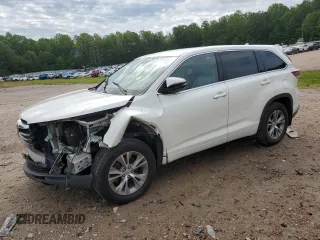 2015 Toyota Highlander LE z VIN 5TDBKRFH4FS073477, wystawiony jako Copart lot #57681165 z przebiegiem 174 398 mil mil oraz Szkoda całkowita • Salvage title. Historia ofert i sprzedaży dostępna na DreamBid. Obrazek 1.