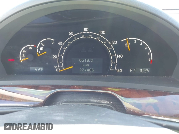 2004 Mercedes-Benz S-Class 5.0L with VIN WDBNG84J74A403779, listed as a IAAI auction lot 41346259 with 224,485 mi miles. Bid and sale history available at carsss.com. Image 7.