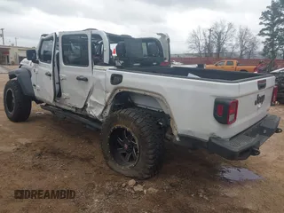 2020 Jeep Gladiator Sport S с VIN 1C6JJTAG1LL204637, выставлен на аукционе IAAI как лот 41743343 с пробегом 94 305 миль миль и . История ставок и продаж доступна на DreamBid. Изображение 3.