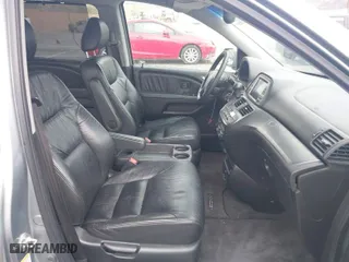 2007 Honda Odyssey Touring with VIN 5FNRL38847B112242, listed as a IAAI auction lot 41772442 with 211,753 mi miles. Bid and sale history available at carsss.com. Image 5.