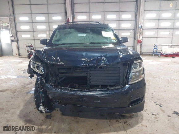 2017 Chevrolet Suburban LT with VIN 1GNSKHKC2HR392132, listed as a IAAI auction lot 41582833 with NaN miles. Bid and sale history available at carsss.com. Image 13.