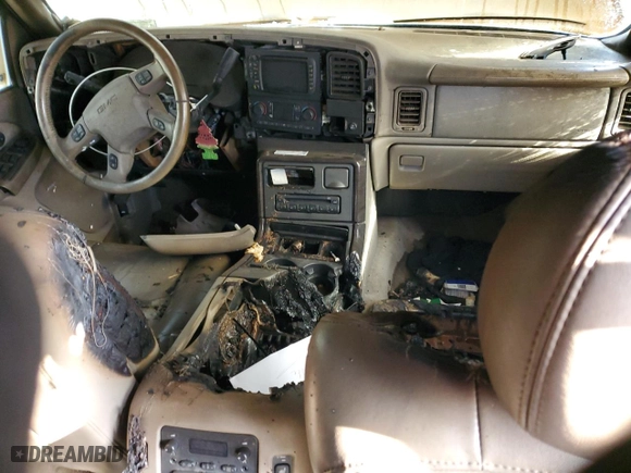 2004 GMC Yukon Denali with VIN 1GKEK63U34J173131, listed as a Copart auction lot 53362015 with 0 mi miles and Salvage Title. Bid and sale history available at carsss.com. Image 8.