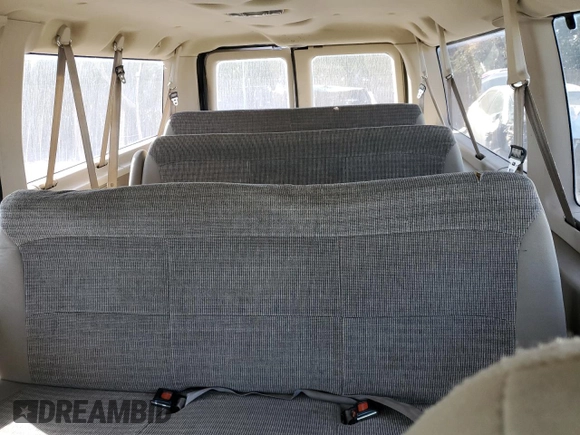 2003 Ford Econoline Passenger XL с VIN 1FBNE31L63HA37971, выставлен на аукционе Copart как лот 78620684 с пробегом 108 997 миль миль и Списание • Salvage title. История ставок и продаж доступна на DreamBid. Изображение 10.