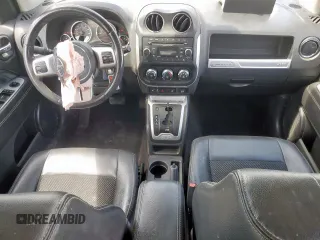 2017 Jeep Compass Latitude с VIN 1C4NJDEB2HD204646, выставлен на аукционе Copart как лот 60067345 с пробегом 145 241 миль миль и Списание • Salvage title. История ставок и продаж доступна на DreamBid. Изображение 8.