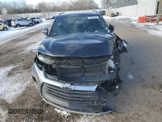 2021 Chevrolet Blazer LT z VIN 3GNKBHRS7MS526461, wystawiony jako Copart lot #83746194 z przebiegiem 62 816 mil mil oraz Szkoda całkowita • Salvage title. Historia ofert i sprzedaży dostępna na DreamBid. Obrazek 5.