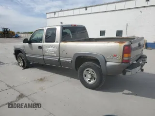 1999 Chevrolet Silverado 2500 LS z VIN 1GCGK29UXXE212282, wystawiony jako Copart lot #54422125 z przebiegiem 196 947 mil mil oraz Szkoda całkowita • Salvage title. Historia ofert i sprzedaży dostępna na DreamBid. Obrazek 2.
