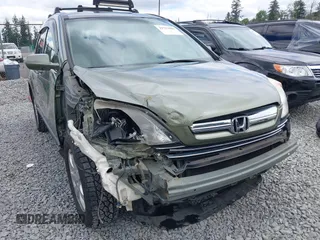 2008 Honda CR-V EX-L with VIN JHLRE48768C075106, listed as a IAAI auction lot 39727085 with 200,668 mi miles. Bid and sale history available at carsss.com. Image 6.