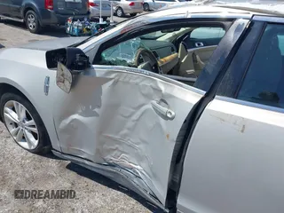 2009 Lincoln MKS с VIN 1LNHM93R59G615147, выставлен на аукционе IAAI как лот 41940056 с пробегом 140 903 миль миль и . История ставок и продаж доступна на DreamBid. Изображение 13.