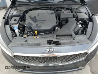 2017 Kia Cadenza Premium with VIN KNALC4J18H5089976, listed as a Copart auction lot 85699714 with 43,222 mi miles and Clean Title. Bid and sale history available at carsss.com. Image 11.