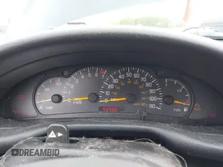2005 Pontiac Sunfire z VIN 3G2JB12F05S117054, wystawiony jako IAAI lot #42371855 z przebiegiem 93 439 mil mil oraz . Historia ofert i sprzedaży dostępna na DreamBid. Obrazek 7.