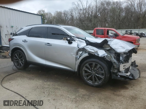 2024 Lexus RX 350 z VIN 2T2BAMCA0RC060554, wystawiony jako Copart lot #49074945 z przebiegiem 2 911 mil mil oraz Szkoda całkowita • Salvage title. Historia ofert i sprzedaży dostępna na DreamBid. Obrazek 4.