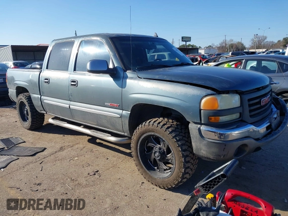 2006 GMC Sierra 1500 with VIN 2GTEC13N661293443, listed as a IAAI auction lot 41635774 with 371,965 mi miles and . Bid and sale history available at DreamBid. Image 1.