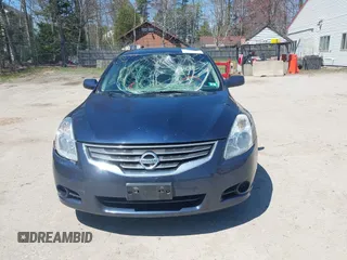 2010 Nissan Altima 2.5 S with VIN 1N4AL2AP3AN544215, listed as a IAAI auction lot 42076041 with 201,280 mi miles. Bid and sale history available at carsss.com. Image 13.