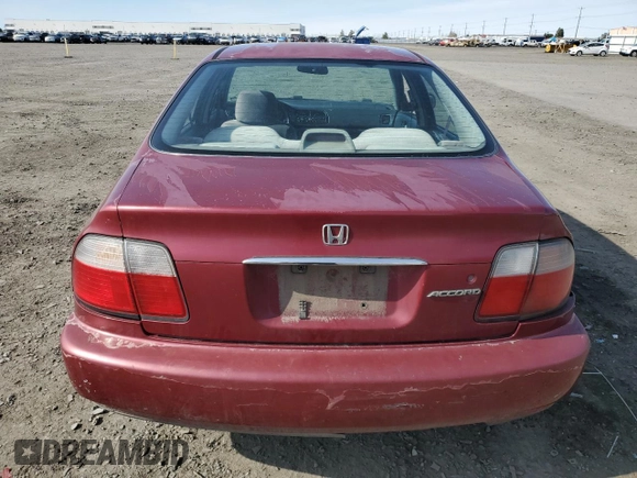 1996 Honda Accord LX with VIN 1HGCD563XTA266206, listed as a Copart auction lot 48601005 with 302,329 mi miles and Salvage Title. Bid and sale history available at DreamBid. Image 6.
